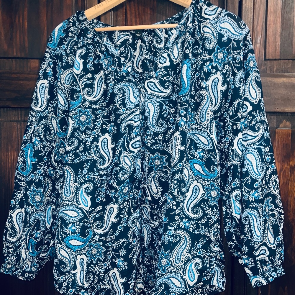 Paisley‎ Print Blouse in Blue and White